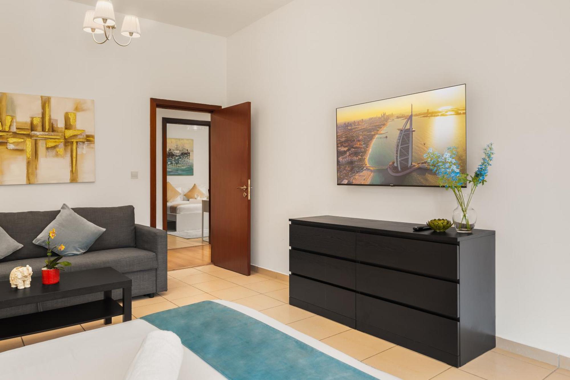 Beautiful 2Br & 4Br Apartments On Jbr Beach, Walking Distance To Bluewaters Island - By Sunkissed Holiday Homes Dubai Bagian luar foto