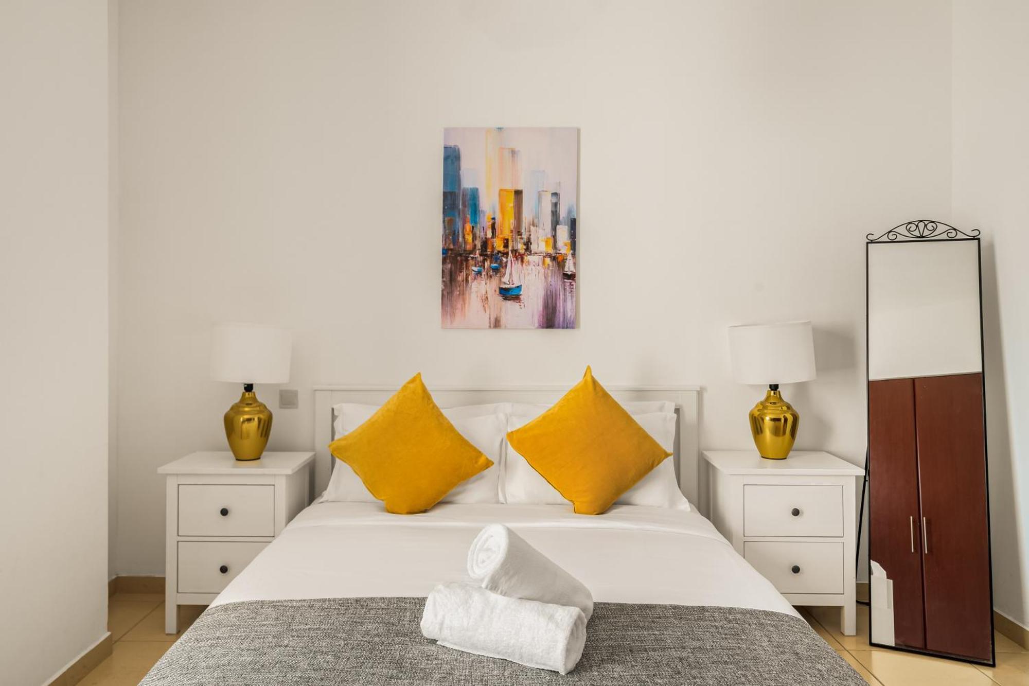 Beautiful 2Br & 4Br Apartments On Jbr Beach, Walking Distance To Bluewaters Island - By Sunkissed Holiday Homes Dubai Bagian luar foto