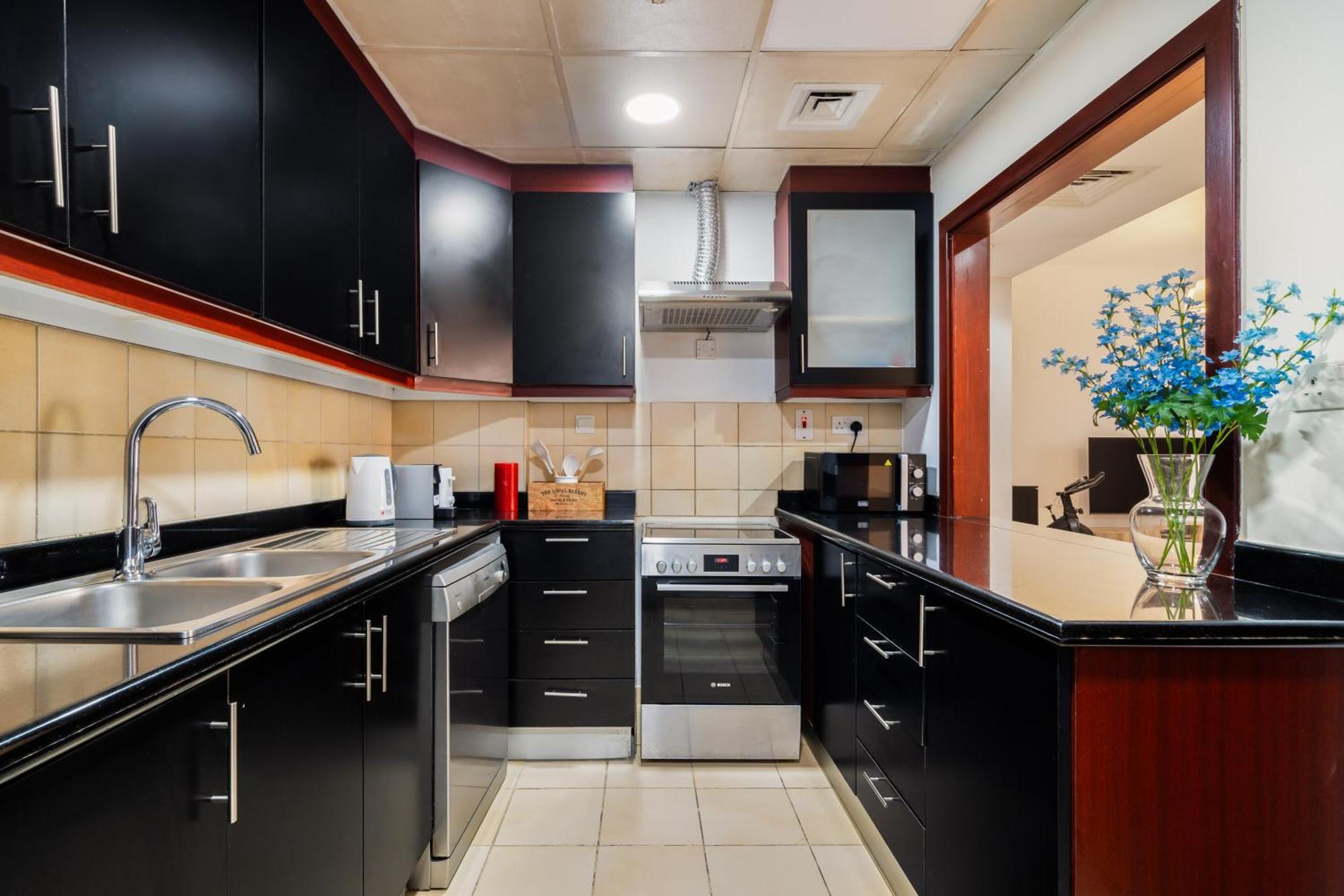 Beautiful 2Br & 4Br Apartments On Jbr Beach, Walking Distance To Bluewaters Island - By Sunkissed Holiday Homes Dubai Bagian luar foto